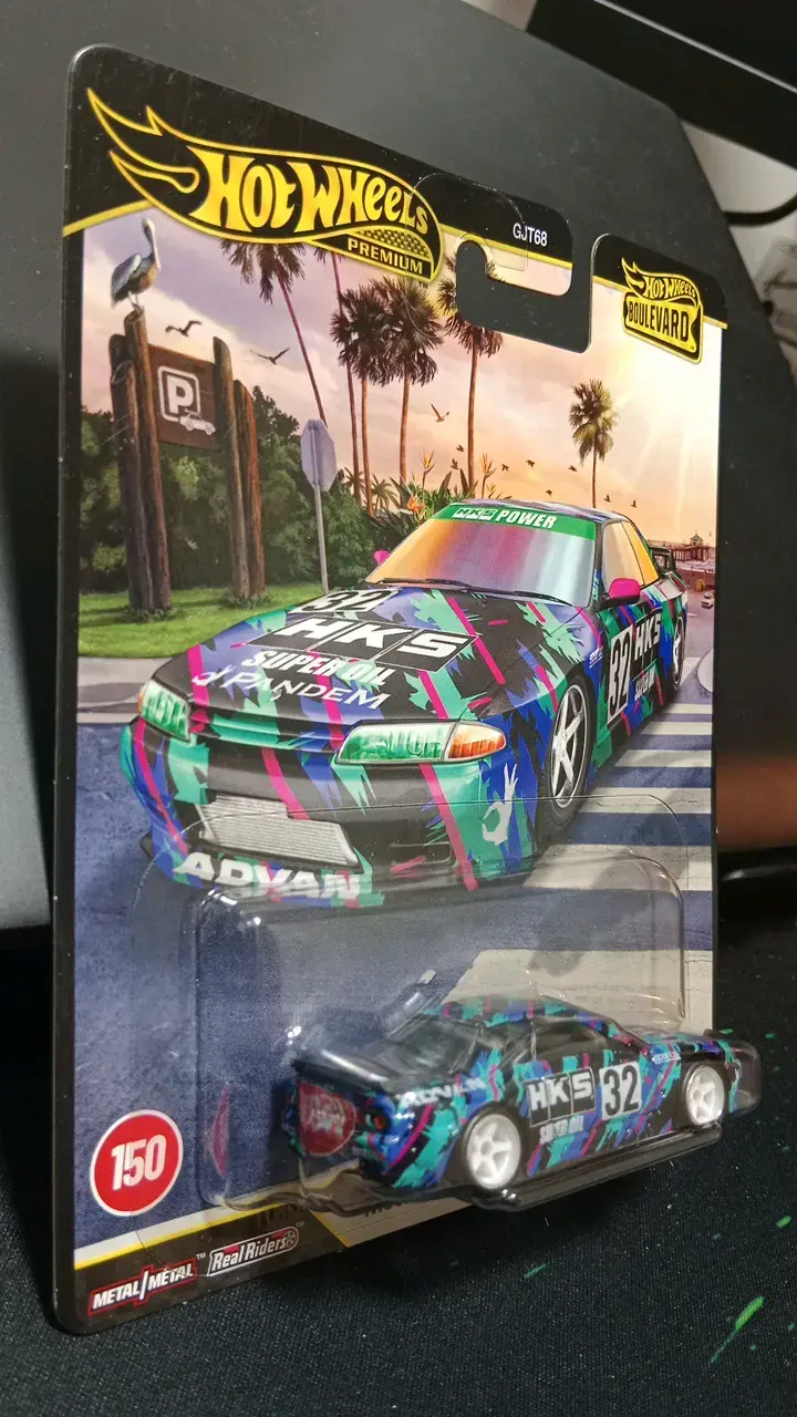 Hot Wheels Premium Boulevard Nissan Skyline GT-R R - 3
