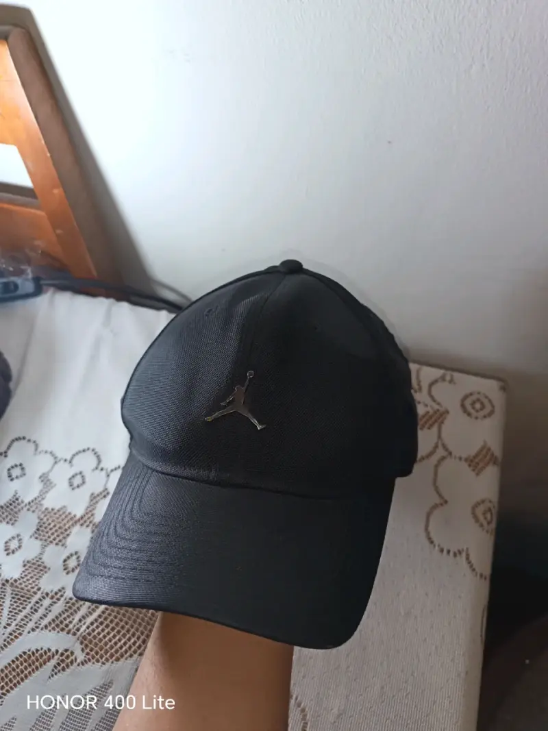 Gorra negra con logo Jordan - 2