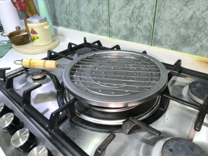 Parrilla tostadora de pan para cocina a gas - 1