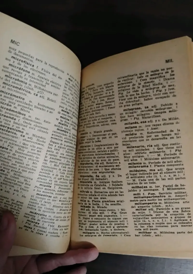 Diccionario VEA Larousse edición especial - 3