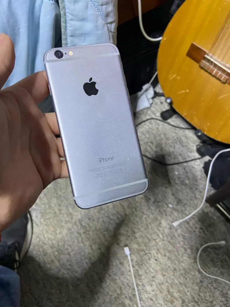 iPhone 6 leer - 2