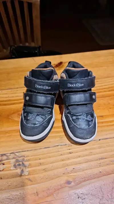 Zapatillas negras para niños Black & Blue - miniatura 1