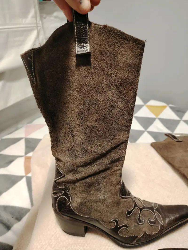 Botas vaqueras de cuero marrón con bordado - 2