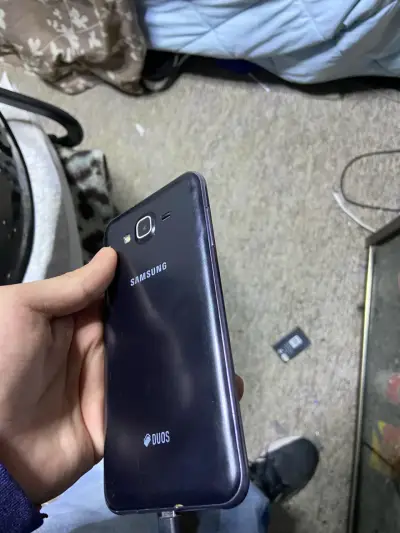 Samsung Galaxy J7 leer - miniatura 3