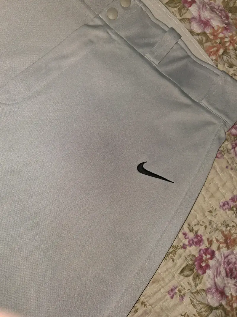 Pantalones deportivos Nike Dri-Fit grises - 2