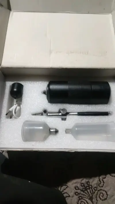 Aerógrafo para uso profecional - miniatura 1