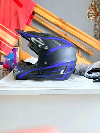 Casco de MTB negro y azul con visera - miniatura 2