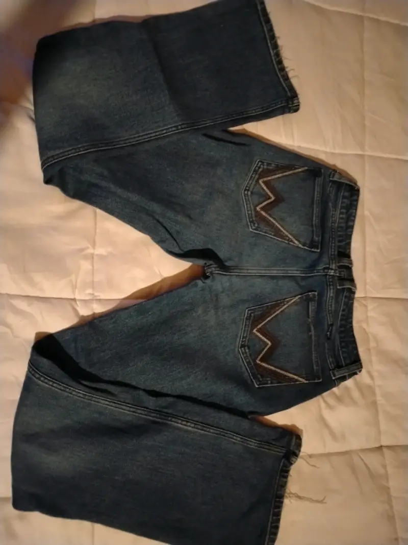 Jeans Wrangler azul clásico para para mujer - 2