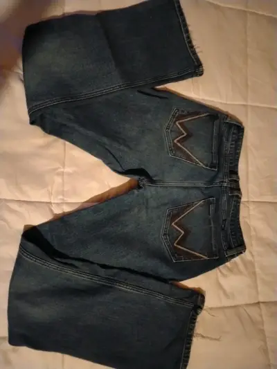 Jeans Wrangler azul clásico para para mujer - miniatura 2