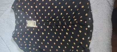 Blusa negra con estampado floral Miu Miu - miniatura 3