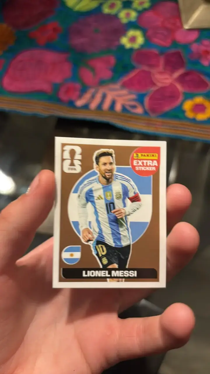 Lámina Extra Lionel Messi Panini FIFA 2026 - 2