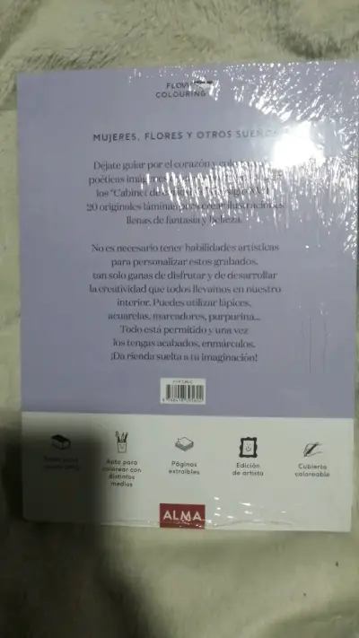 Libro para colorear Mujeres, flores y otros sueños - miniatura 2