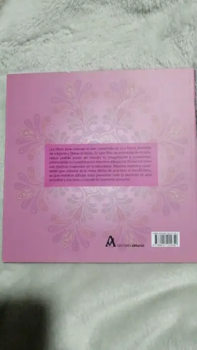 Libro de mandalas para colorear y relajarse - miniatura 2