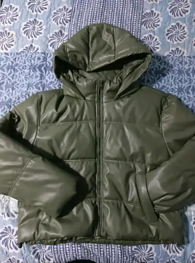 Chaqueta acolchada verde con capucha talla XL - miniatura 1