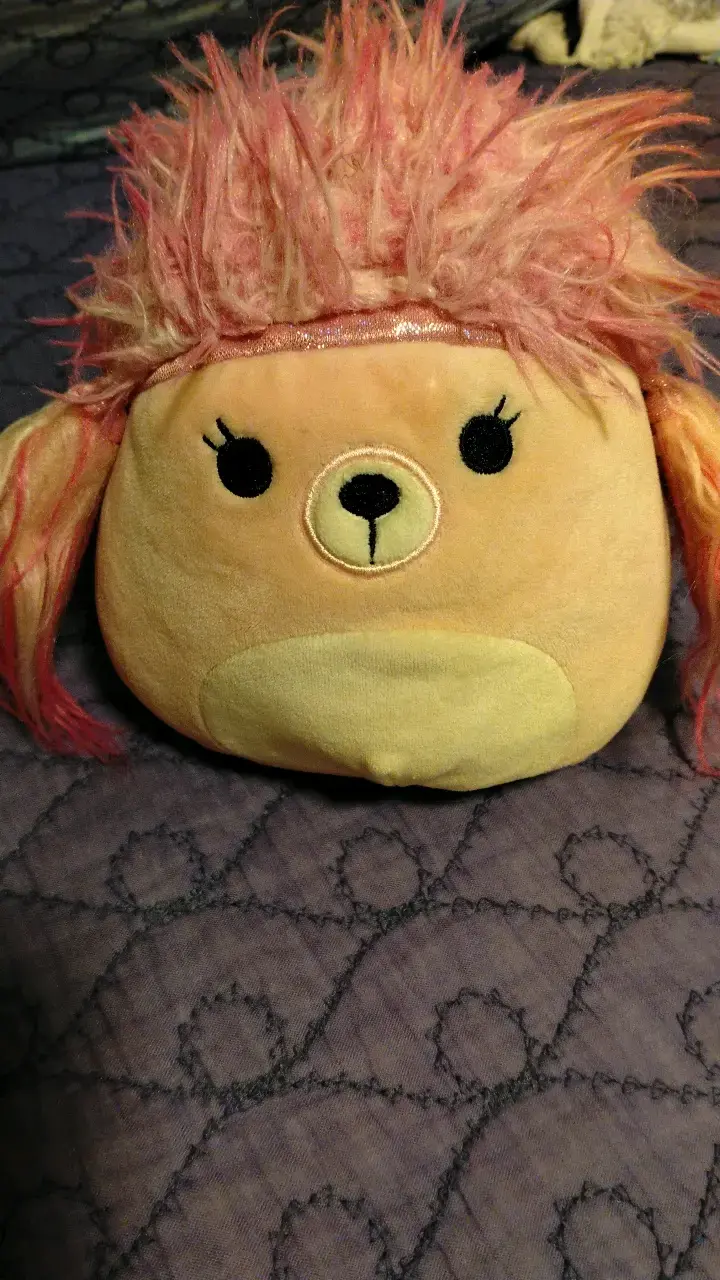Peluche Squishmallows con Pelo Rosado - 2