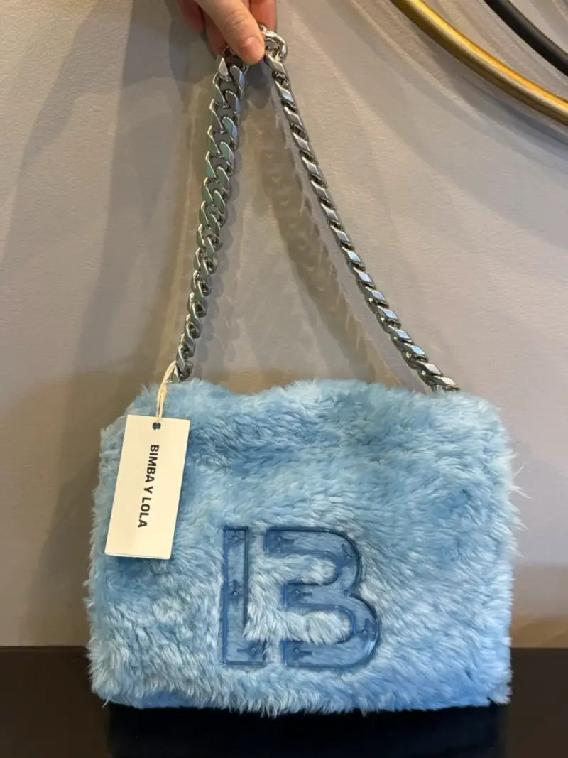 Bolso de peluche azul Bimba y Lola con cadena - 1