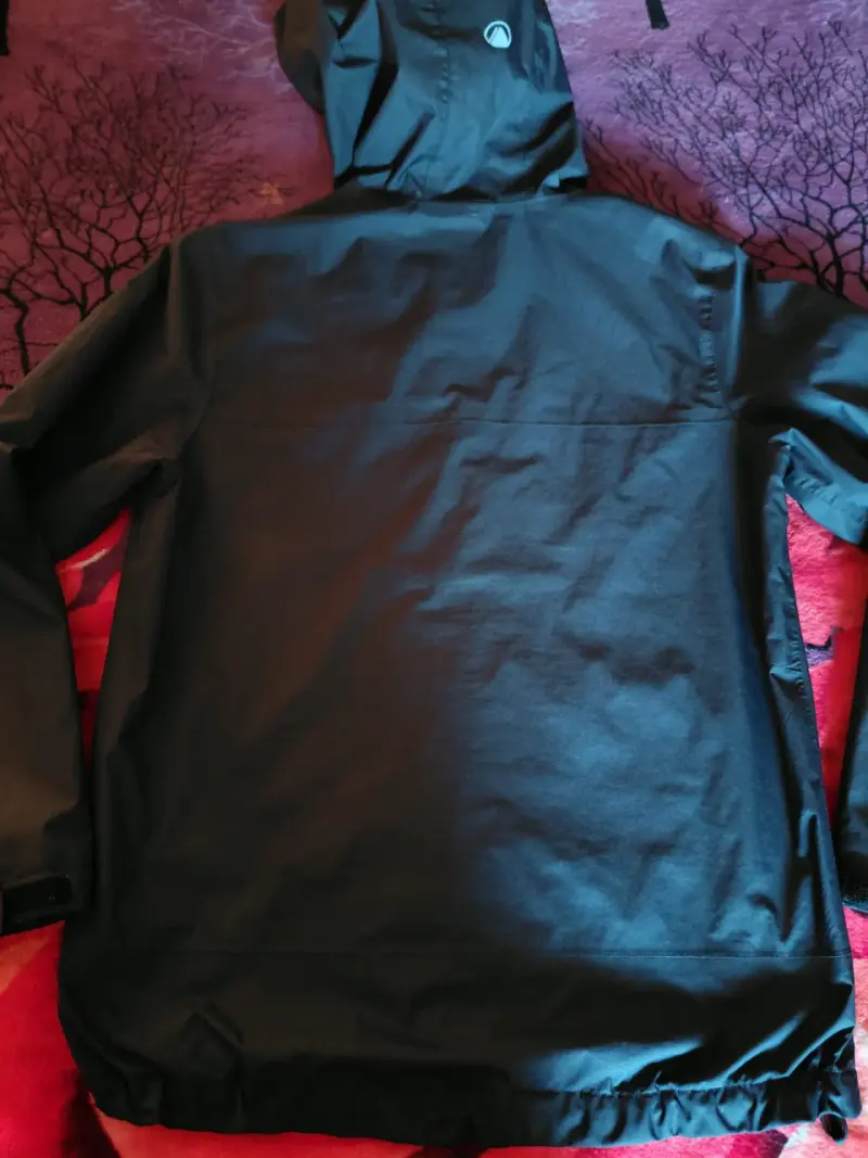Chaqueta impermeable negra Lippi - 3