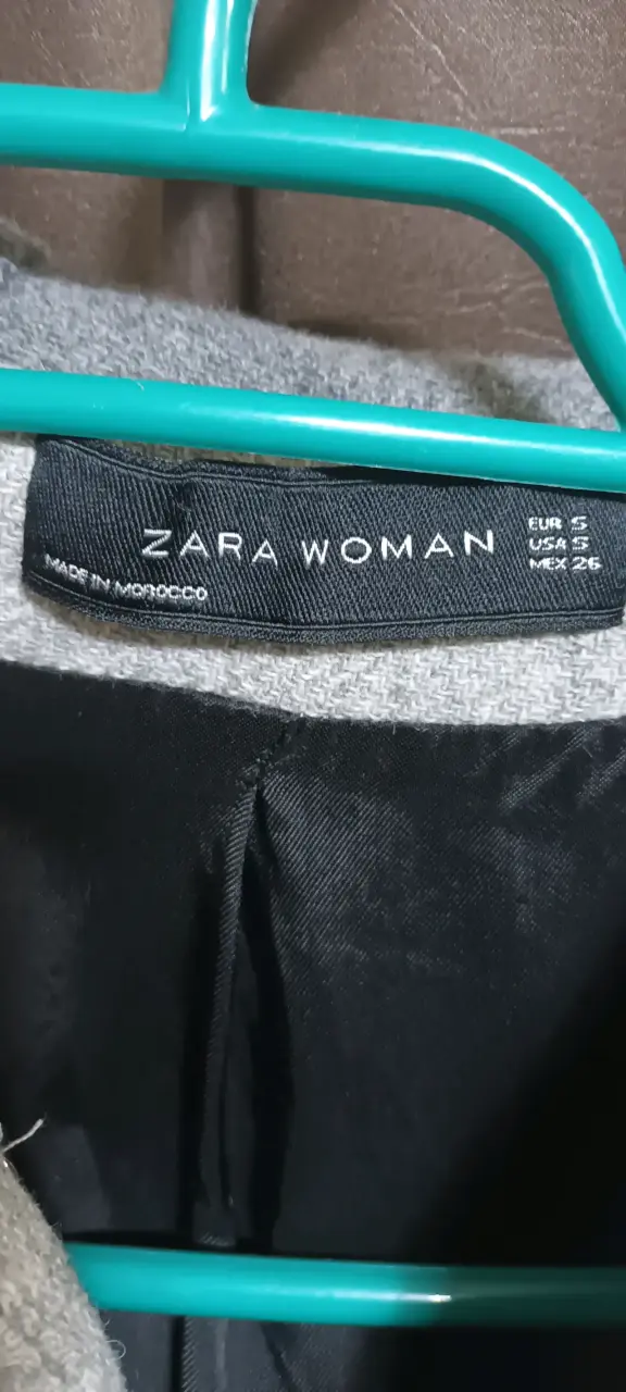 Abrigo gris con capucha Zara Woman - 2
