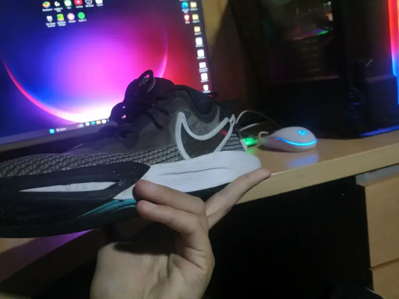 Nike kyrie 8 orca - 4