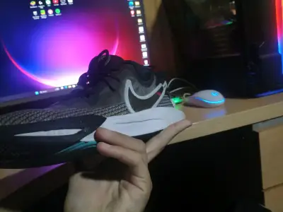Nike kyrie 8 orca - miniatura 4