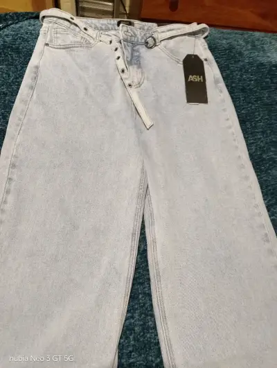 Jeans de mezclilla claros con cinturón ASH - miniatura 1