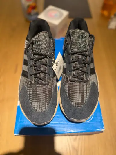 Zapatillas Adidas ZX 22 Boost negras - miniatura 3