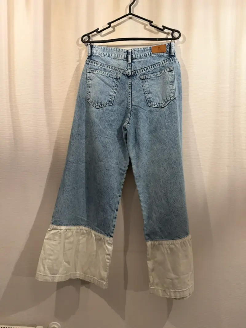 Jeans anchos de mezclilla con detalle blanco Rupha - 4