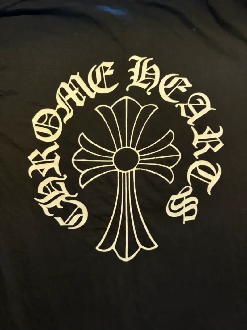 Polera negra Chrome Hearts - 2