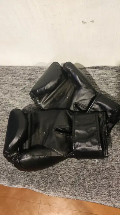 Guantes de boxeo Trained negros 14 oz - miniatura 2