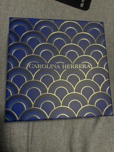 Set de Perfume CH Men Insignia Leather Carolina Herrera - miniatura 3