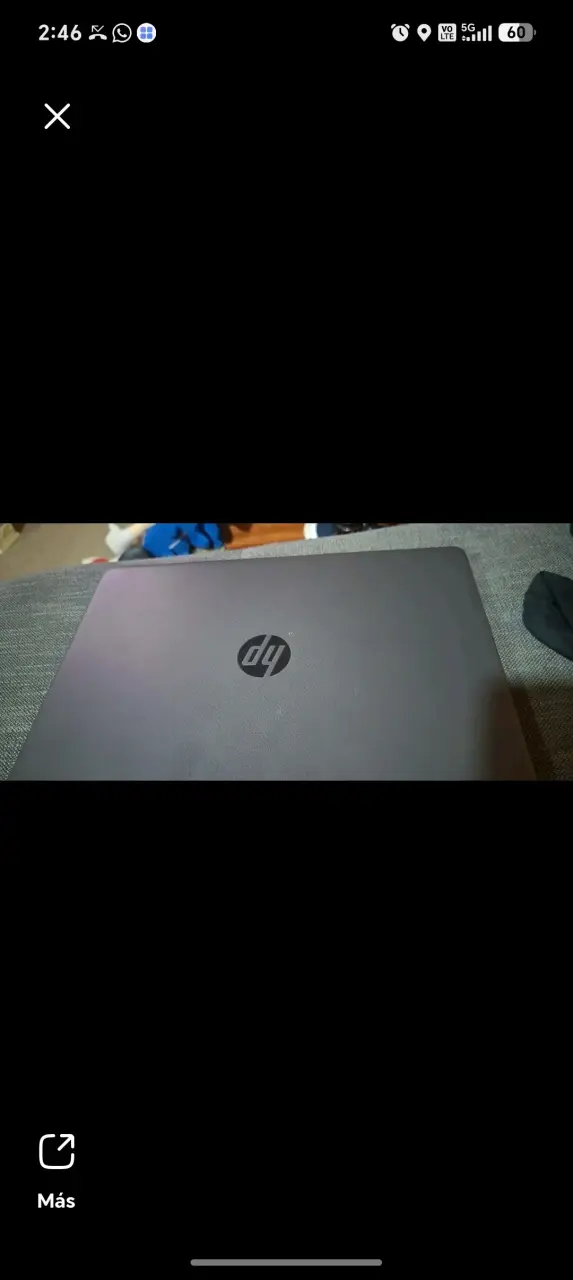 Laptop HP con pantalla de 15 pulgadas - 4