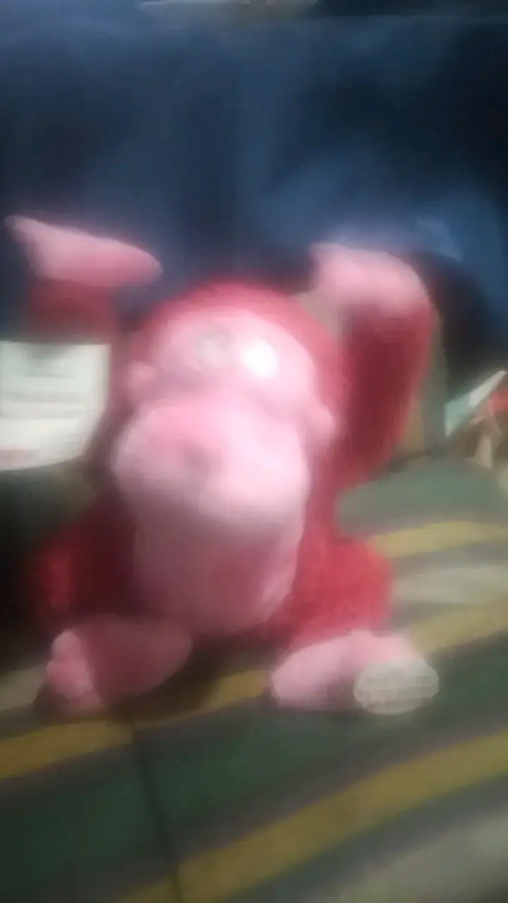 Peluche de mono rojo y rosado - 2