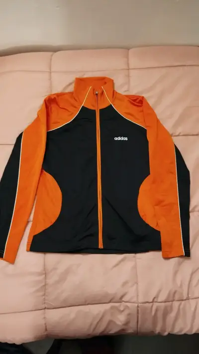 Chaqueta Adidas naranja y negra S/m - miniatura 2