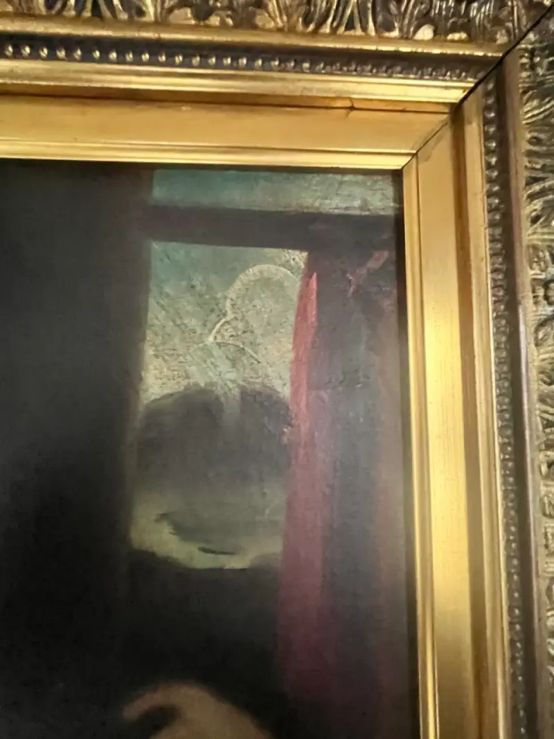 Cuadro Religioso Virgen con Niño en Marco Dorado - 1
