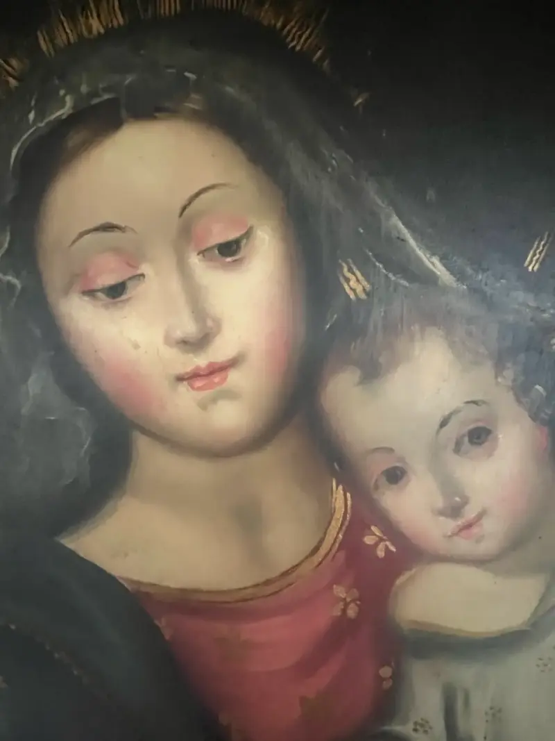 Cuadro Religioso Virgen con Niño en Marco Dorado - 2