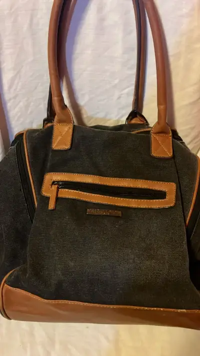 Bolso de mano Xtrem gris con detalles marrones - miniatura 2