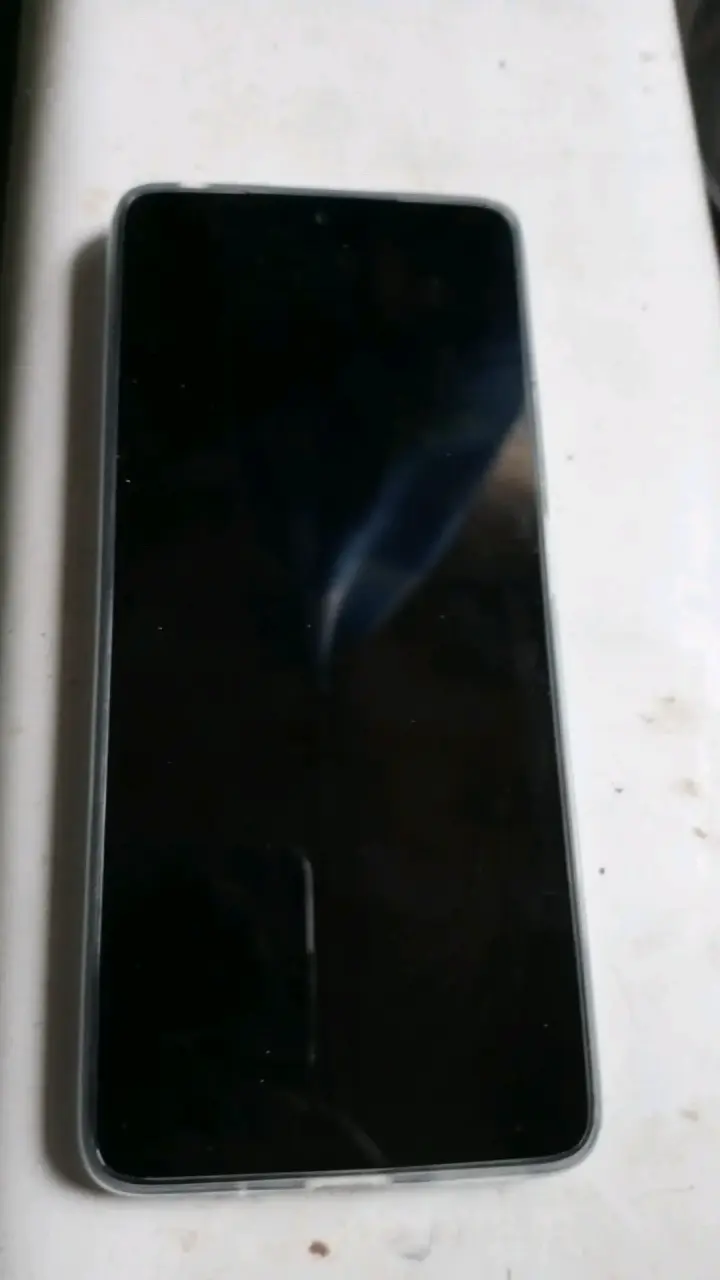 Smartphone Motorola Moto G06 en buen estado - 2