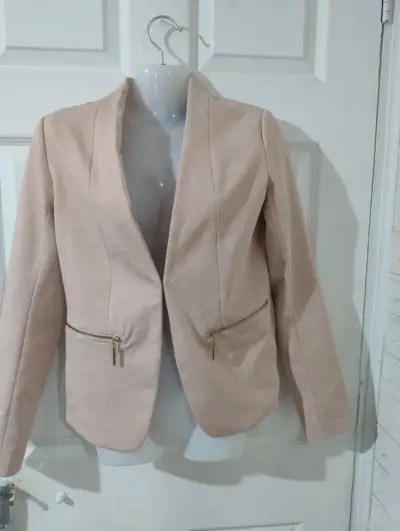 blazers para mujer en varios colores - miniatura 2