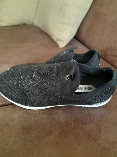 Zapatillas negras con brillo Nine West - miniatura 1