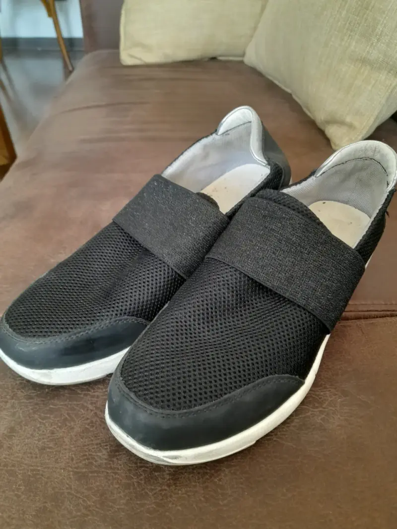 Zapatillas deportivas negras para mujer - 2