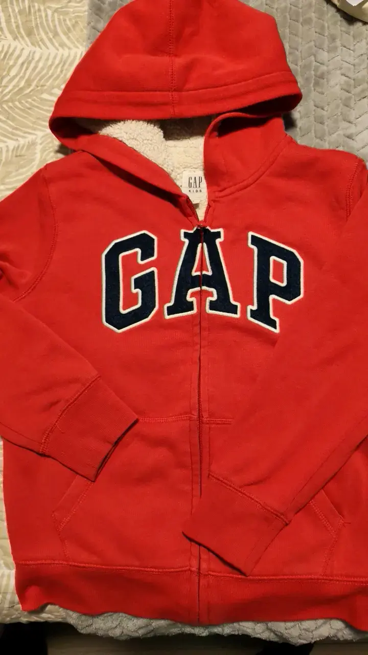 Polerón rojo con capucha GAP Kids - 1