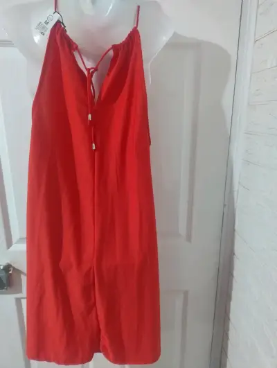 Vestido rojo sin mangas talla M - miniatura 2