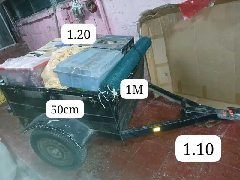 Carro de arrastre para carga con caja