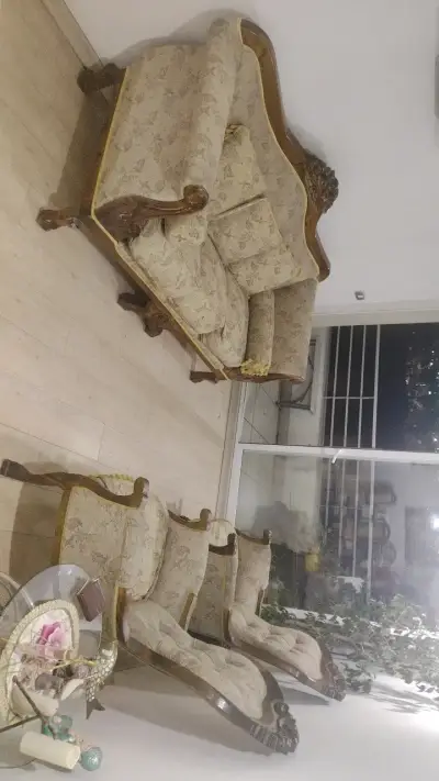 Juego de sillones vintage tapizados en tela floral - miniatura 3