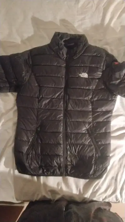 Parka acolchada de plumas  negra The North Face - miniatura 1