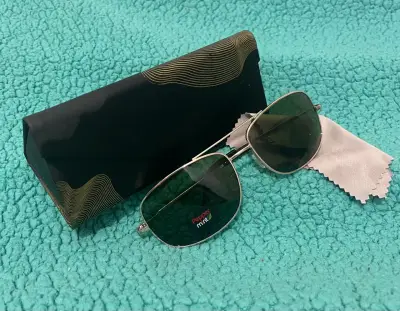 Lentes de sol Pepper Mint con Estuche - miniatura 1