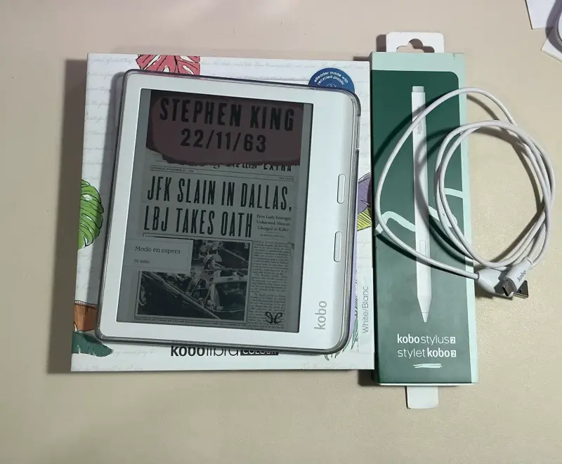 Lector de libros electrónicos Kobo con stylus