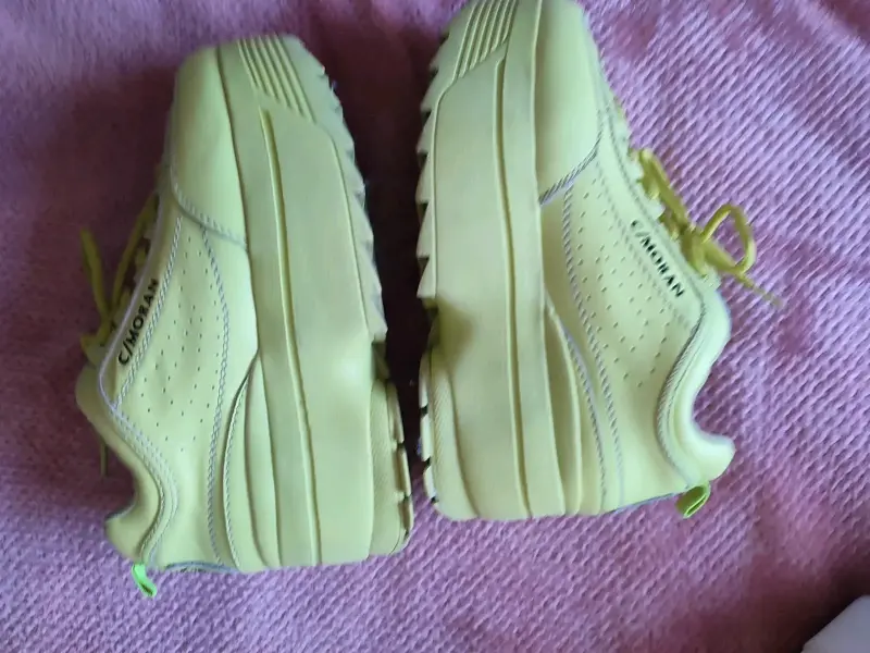 Zapatillas T38  verdes C/Moran de cuero. - 2