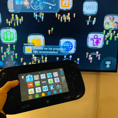 Consola Nintendo Wii U con GamePad - miniatura 5