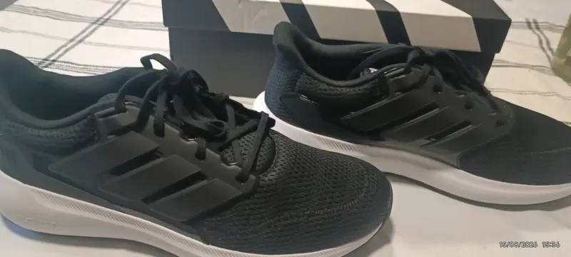 Zapatillas deportivas negras Adidas para hombre - 2